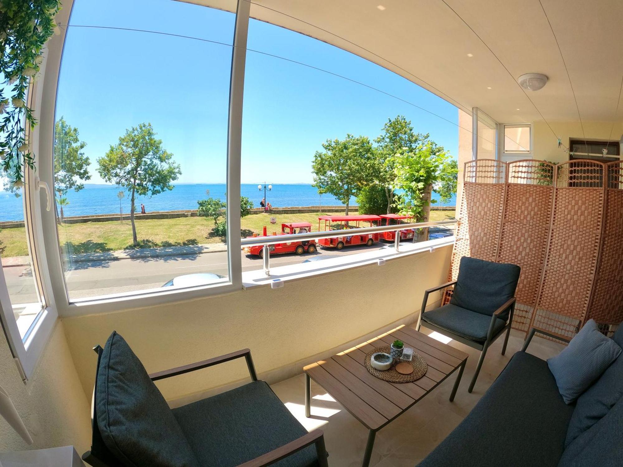 Sunset Yavorov Pomorie Apartment Exterior photo